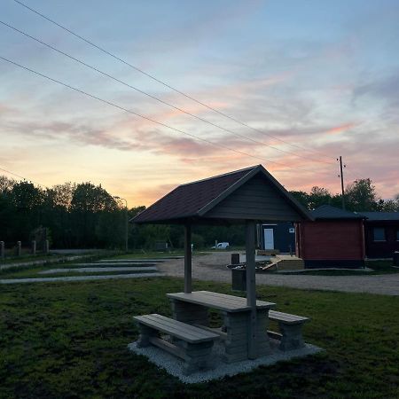 ホテル Womocamp Holzhuette 1 サウルクラスティ エクステリア 写真